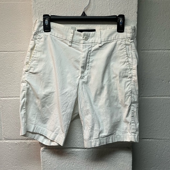 Abercrombie & Fitch Classic White Men's Shorts - Picture 1 of 4